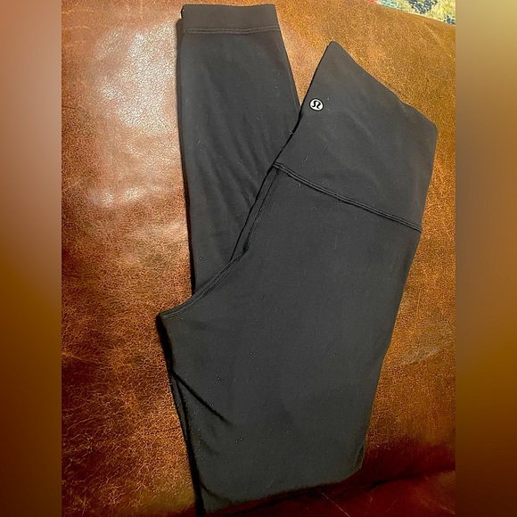 Lululemon Black 28” Legging - Picture 1 of 1